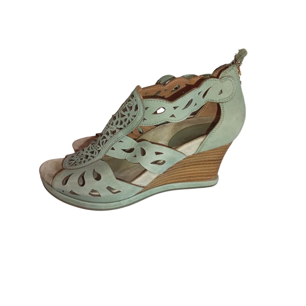 Earthies Sage green Wedge Sandals Cushioned size 8 - Picture 2 of 5